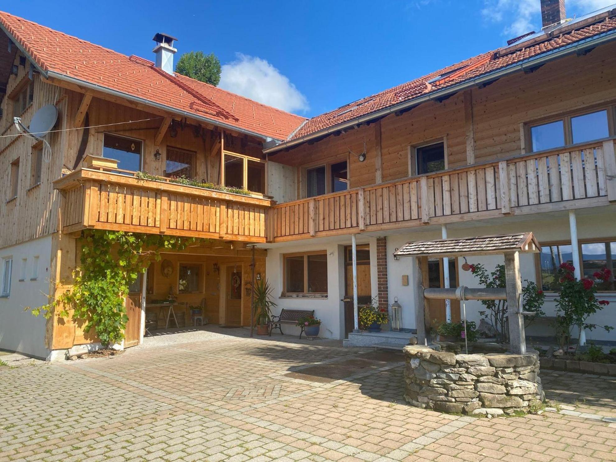 Trollenhof Im Allgaeu - Ferienwohnungen Saeuling Ruckholz Exterior photo